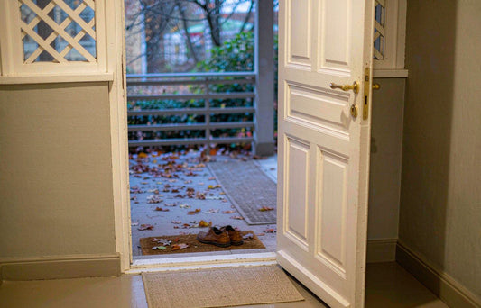 How to Refresh Your Home for Fall With Small Mats and Runners