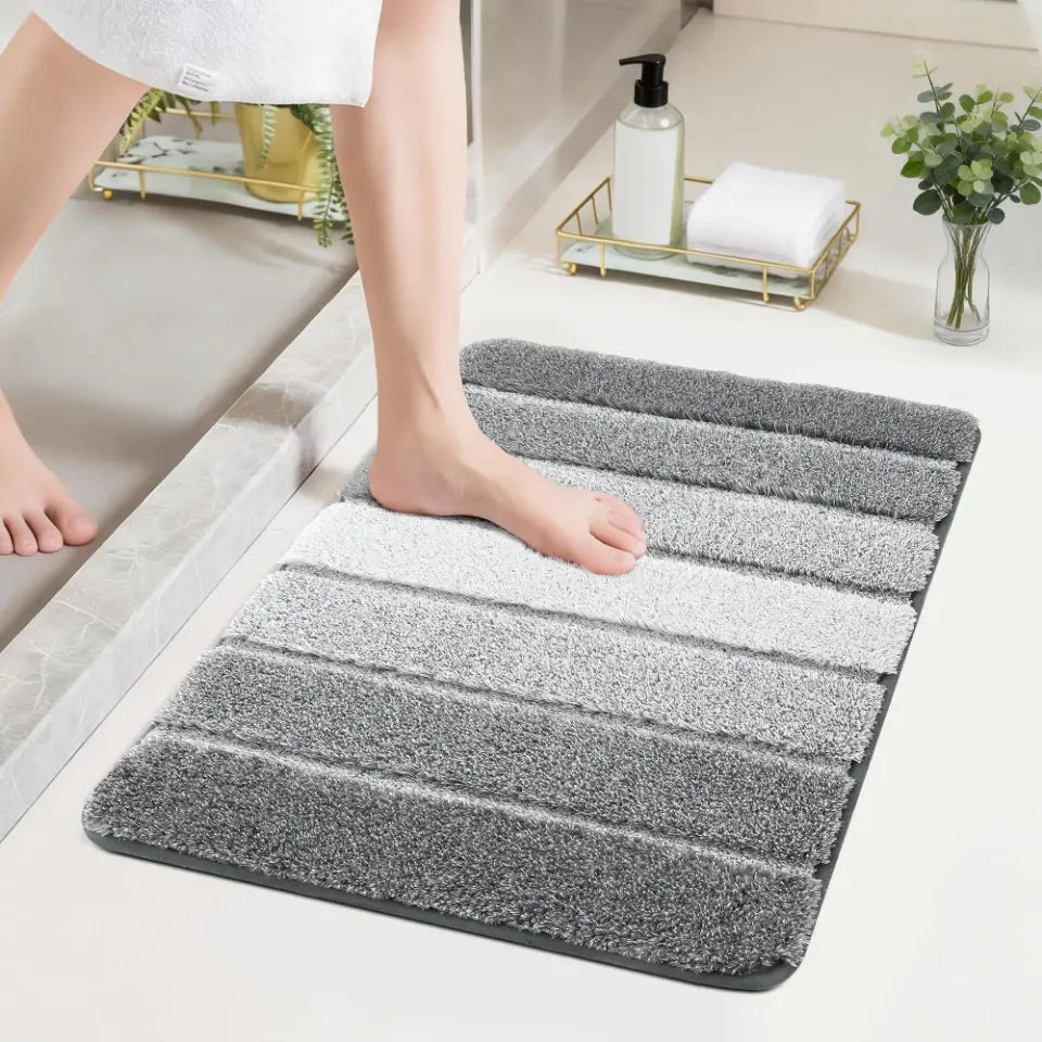 17x24 Grey Tone-on-Tone Ombre Square Bathroom Rug