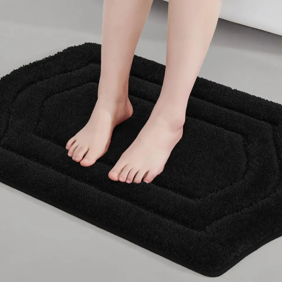 17x27 Oval Black Fluffy Bath Rug