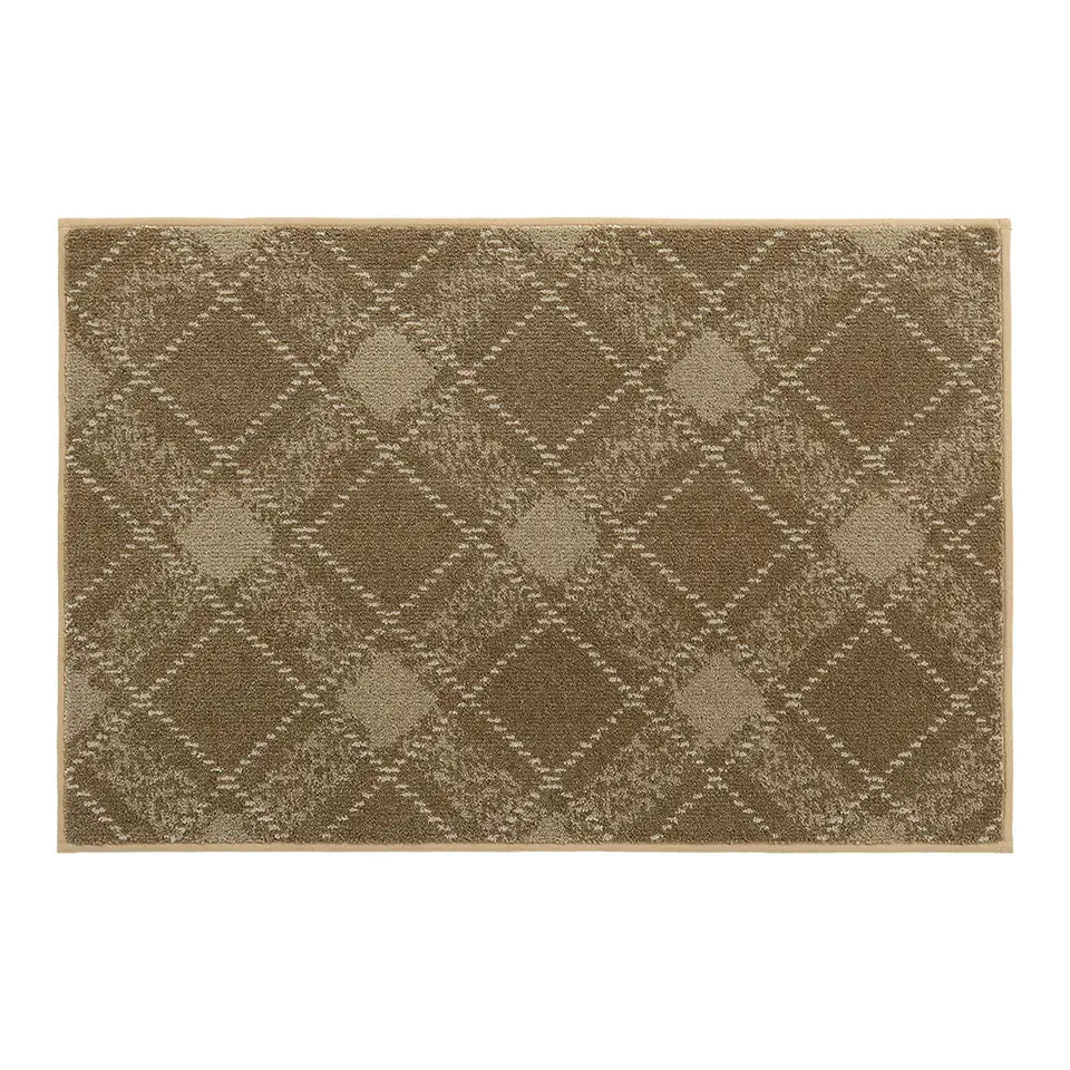24x36 rug with a taupe diamond pattern on a white background