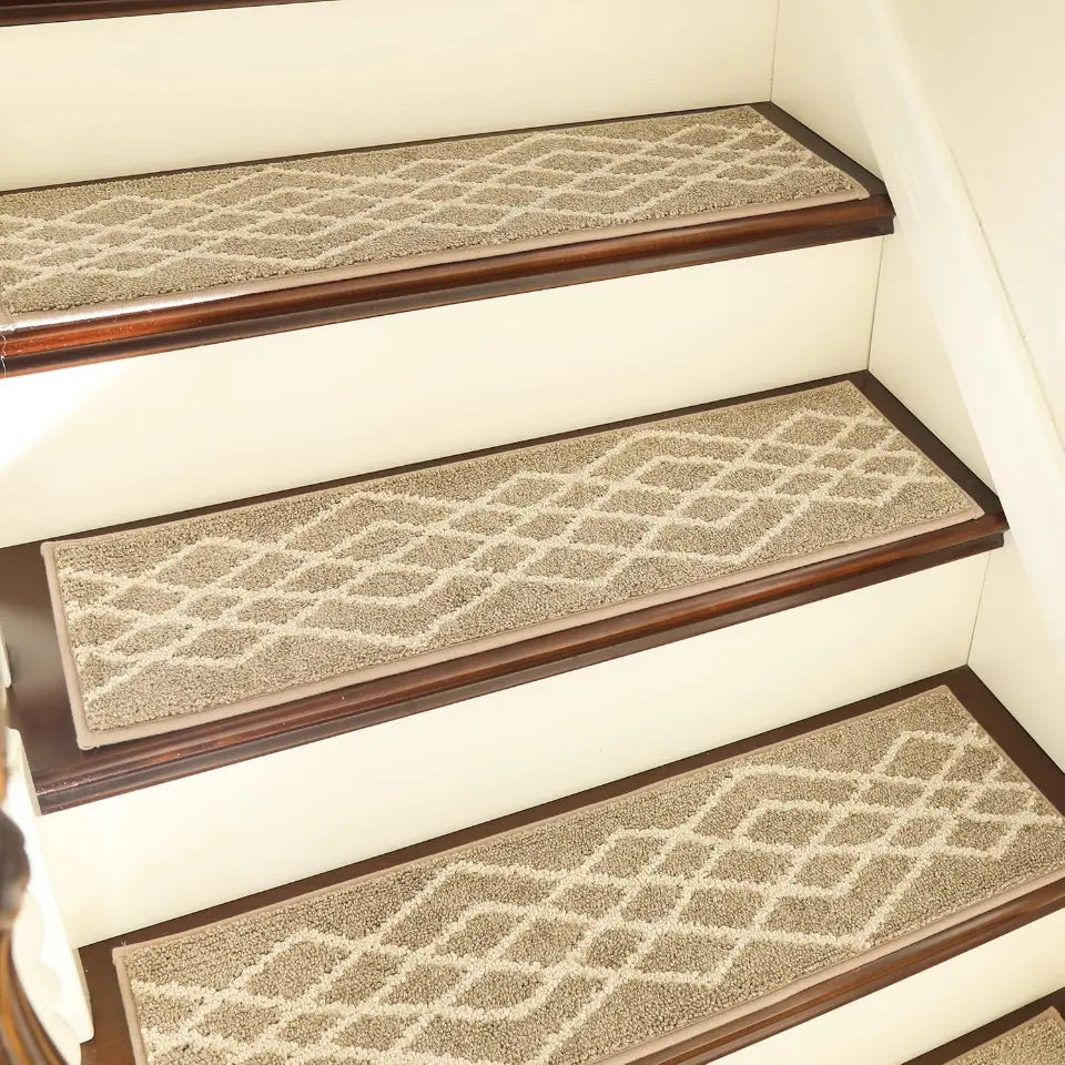 Beige Classic Geometric Carpet Stairs