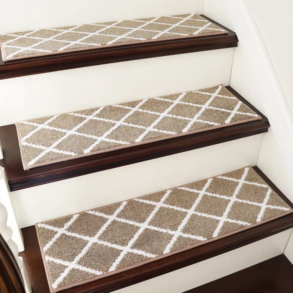 Beige Diamond Trellis Stair Tread Carpet Mats
