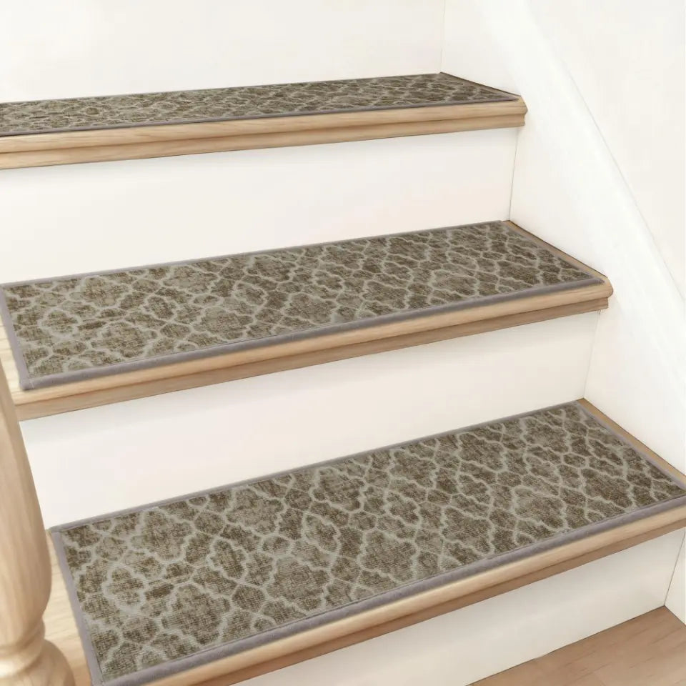 Ogee - Quatrefoil - Cookie Brown Geometric Floral Durable Stair Treads