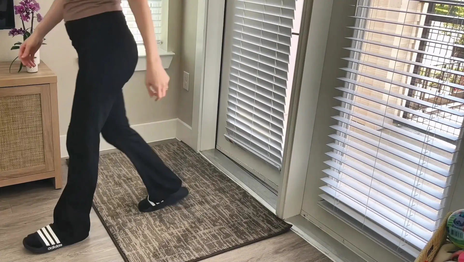 Load video: Video for Comfort COSY HOMEER Classic Mud Doormat